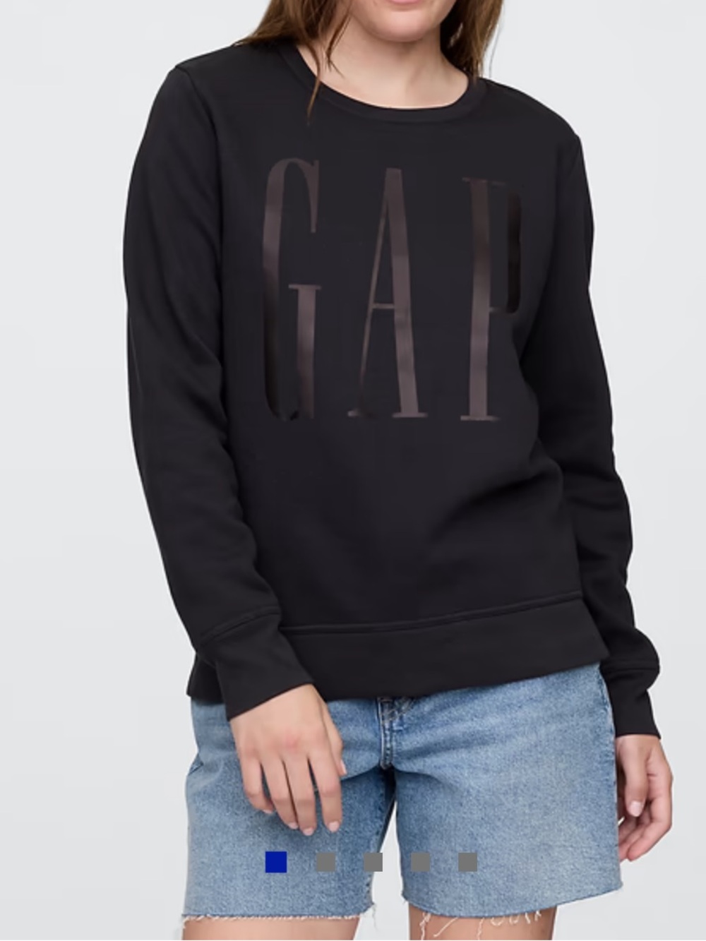 GAP Black Logo Sweatshirt Pullover Crewneck Medium Fleece Casual Cozy Lounge